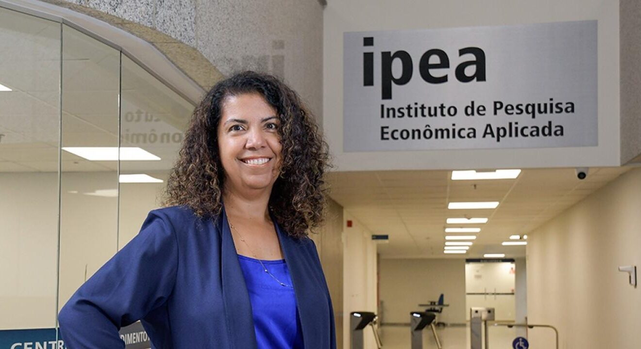 Ipea Lan A Concurso Para Oportunidades Remunera O De At R