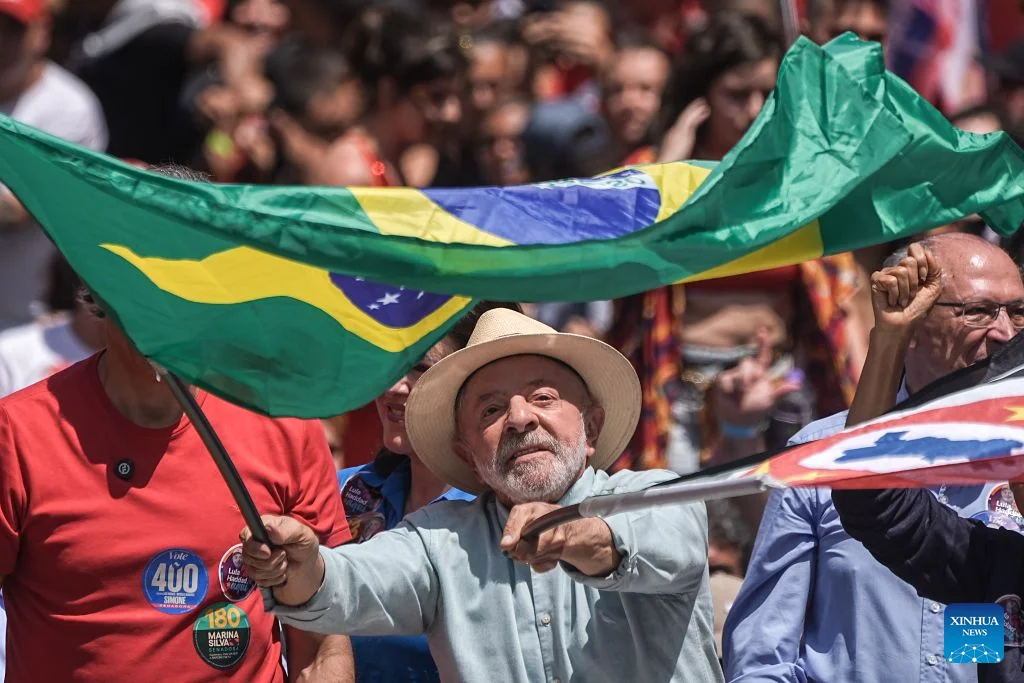 Plataforma mira 48 milhões de votos no segundo turno