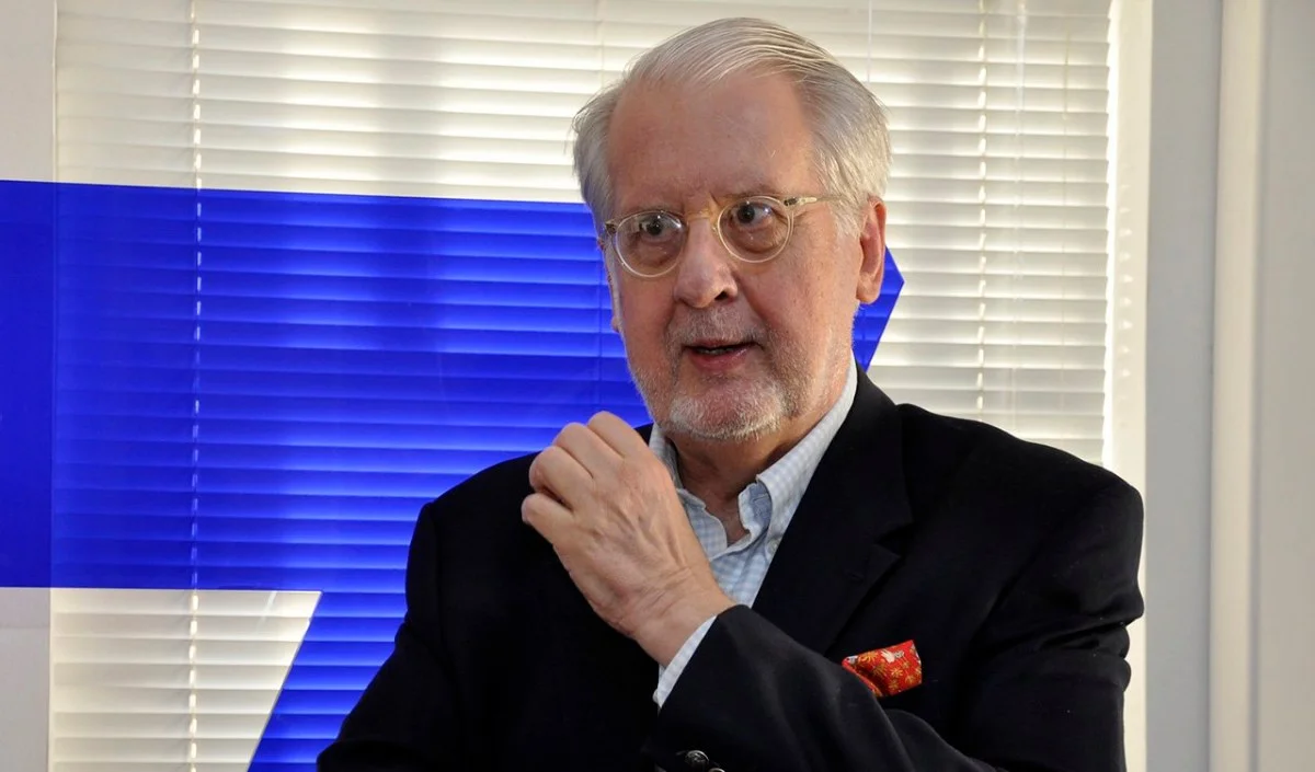 Professor alerta: extrema direita ameaça democracia