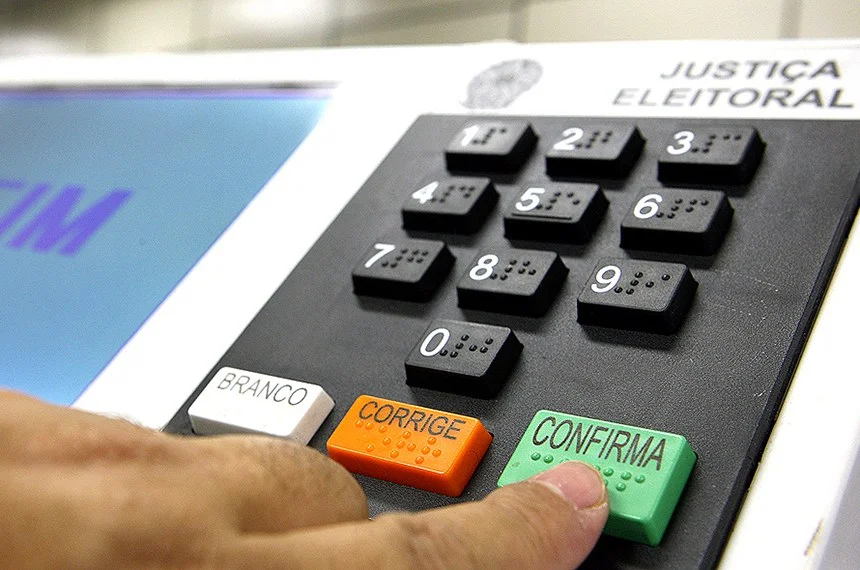 Arrancada de Lula ameaça o bolsonarismo na reta final da eleição