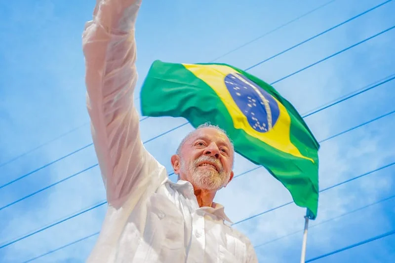 Mundo isola golpismo bolsonarista e mais de 100 países confirmam vitória de Lula
